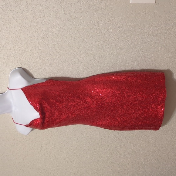 B. Smart women's red sequin sleeveless cowl neck mini dress - Picture 7 of 10